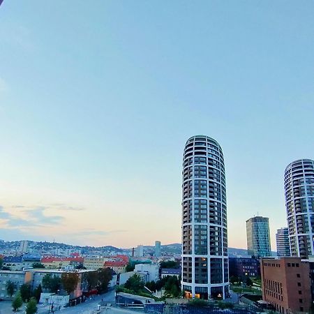 Sag Panorama City Free Parking Bratislava Exteriör bild